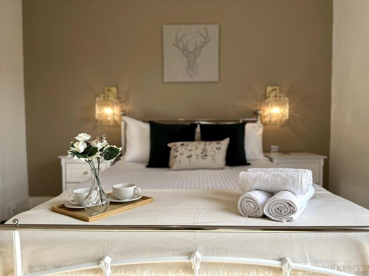 Deluxe Stays @ Libra Spaces Кінгстон-апон-Галл Номер фото